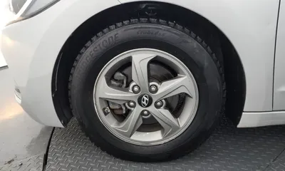 Hyundai Avante 2018, 118951 км, за 7700000 KRW - фото 5