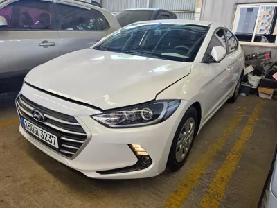 Hyundai Avante 2018, 183088 км, за 6500000 KRW