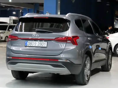 Hyundai Santafe 2022, 64081 км, за 23000000 KRW