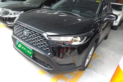 Toyota Corolla Cross · 2023 год