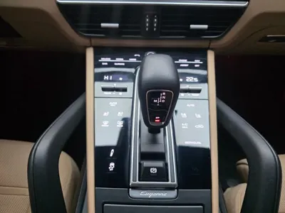 Porsche Cayenne 2023, 59900 км, за 105000000 KRW - фото 9