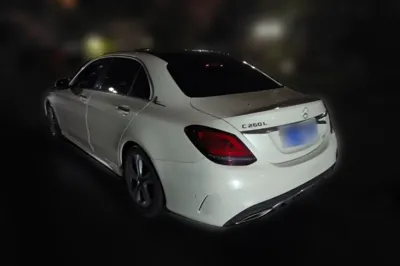 Mercedes-Benz C-Class 2020, 100300 км, за 110030.45 CNY