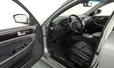 Hyundai Genesis 2012, 71121 км, за 6500000 KRW - фото 11