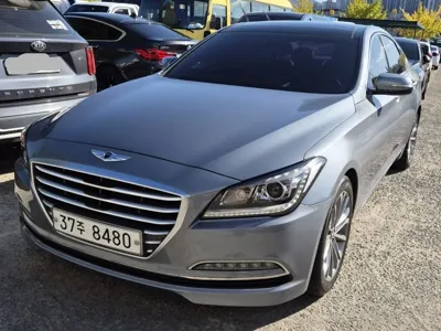 Hyundai Genesis · 2015 год