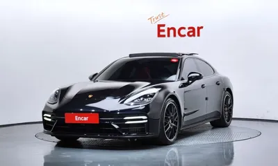 Porsche Panamera · 2021 год