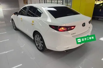 Mazda Mazda 3 Axela 2021, 33200 км, за 81394.06 CNY