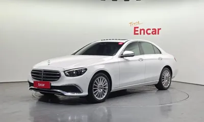 Mercedes-Benz E-Class · 2022 год