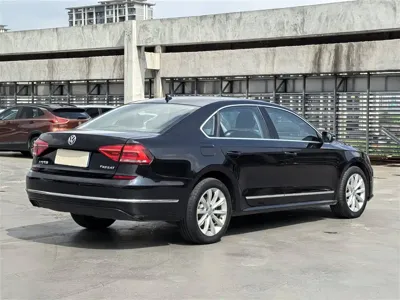 Volkswagen Passat 2017, 60000 км, за 35800 CNY - фото 6