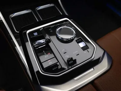BMW 7-Series 2025, 22561 км, за 106000000 KRW - фото 9