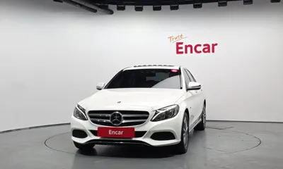 Mercedes-Benz C-Class 2018, 65781 км, за 20100000 KRW