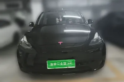 Tesla Model Y 2022, 38400 км, за 187283.98 CNY