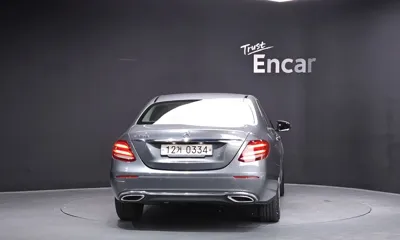 Mercedes-Benz E-Class 2017, 157512 км, за 17000000 KRW
