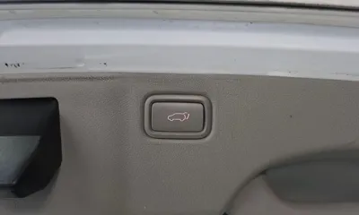 Kia Canival 2016, 114918 км, за 12300000 KRW - фото 20