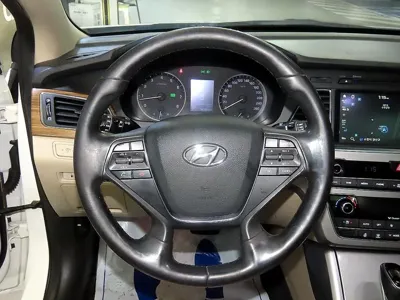 Hyundai Sonata 2015, 182548 км, за 9500000 KRW - фото 8