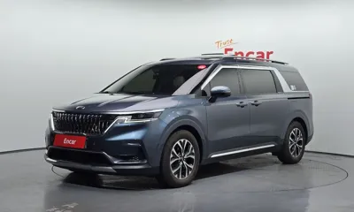 Kia Canival · 2021 год