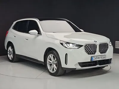 BMW X3 2025, 8930 км, за 99990000 KRW
