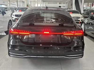 Audi A7 2024, 34500 км, за 336800 CNY - фото 6