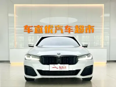 BMW 5 Series 2021, 55000 км, за 253900 CNY