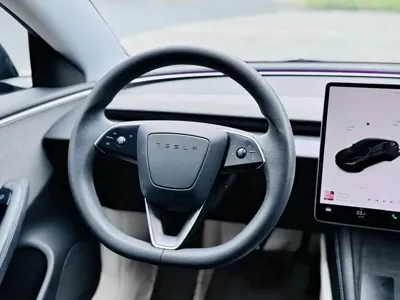 Tesla Model 3 2024, 15000 км, за 93000 CNY - фото 5