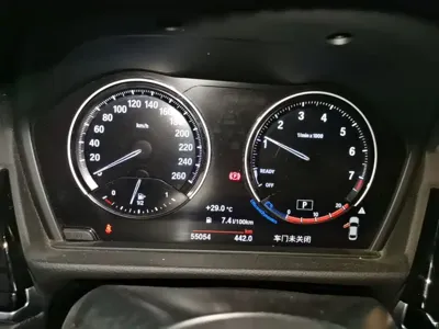 BMW 1 Series 2021, 55000 км, за 71700 CNY - фото 12