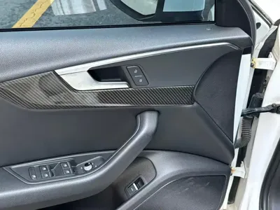Audi A4L 2021, 90000 км, за 106800 CNY - фото 8