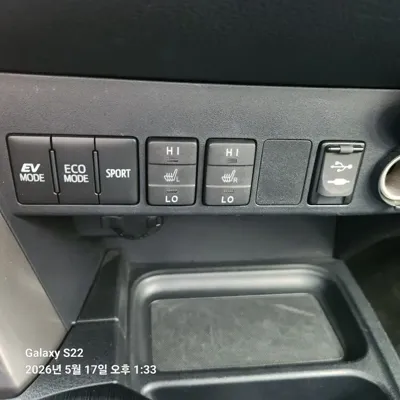 Toyota RAV4 2017, 85525 км, за 27700000 KRW - фото 16