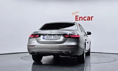 Mercedes-Benz E-Class 2023, 29194 км, за 42500000 KRW