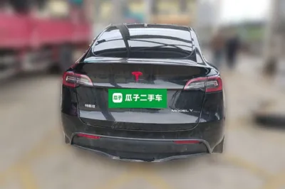 Tesla Model Y 2022, 79800 км, за 185186.48 CNY