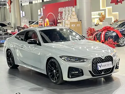 BMW 4 Series 2023, 33000 км, за 235799 CNY - фото 3