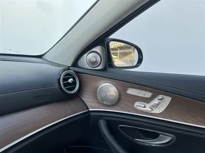 Mercedes-Benz E-Class 2017, 110000 км, за 137800 CNY - фото 12