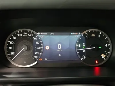 Land Rover Defender 2023, 55655 км, за 81500000 KRW - фото 8