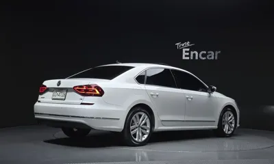 Volkswagen Passat 2018, 62665 км, за 10600000 KRW
