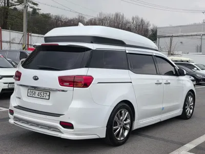 Kia Canival 2019, 175300 км, за 18500000 KRW