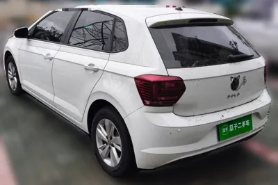 Volkswagen Polo 2023, 14400 км, за 77252.12 CNY