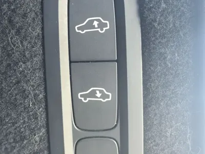 Volvo XC90 PHEV 2018, 87000 км, за 228000 CNY - фото 20