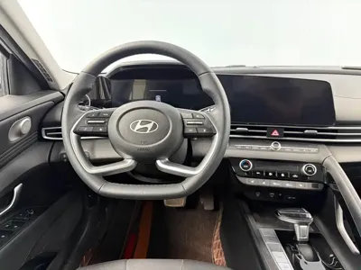 Hyundai Elantra 2023, 30000 км, за 106800 CNY - фото 7
