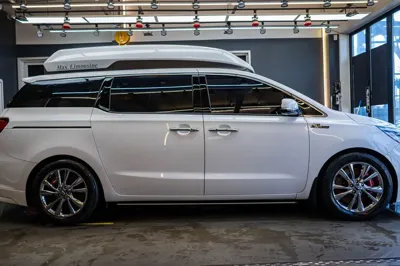 Kia Canival 2020, 64000 км, за 30500000 KRW