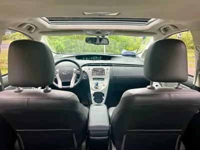 Toyota Prius 2013, 82300 км, за 63800 CNY - фото 17