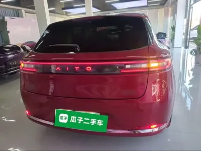 AITO 问界 AITO M5 2026, 3000 км, за 185300 CNY