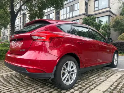 Ford Focus 2015, 88000 км, за 19800 CNY - фото 7