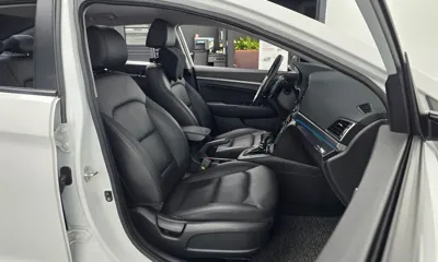 Hyundai Avante 2018, 88248 км, за 10500000 KRW - фото 10