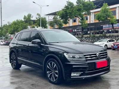 Volkswagen Tiguan L 2021, 72000 км, за 103800 CNY