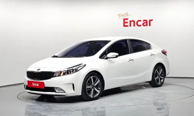 Kia K3 · 2017 год