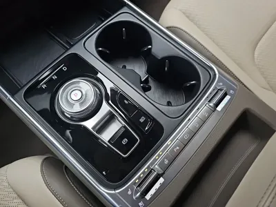 Kia Canival 2025, 34440 км, за 43500000 KRW - фото 9