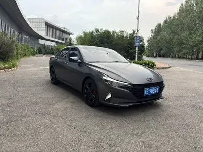 Hyundai Elantra 2022, 40000 км, за 99800 CNY