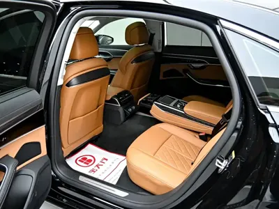 Audi A8 2025, 7500 км, за 569000 CNY - фото 13