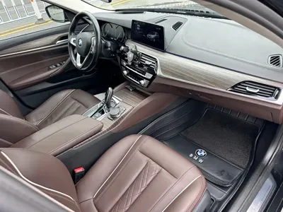 BMW 5 Series 2019, 69000 км, за 156800 CNY - фото 8