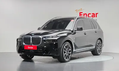 BMW X7 · 2025 год