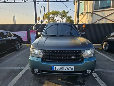 Land Rover Range Rover · 2010 год