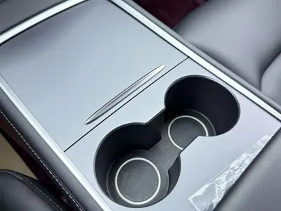 Tesla Model Y 2022, 40000 км, за 154800 CNY - фото 16